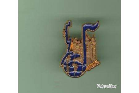 signé Martineau Pin/'s Chateau de Saumur