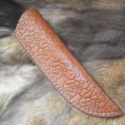étui en cuir naturel avec motifs pour couteau fixe sans garde( Hunter Bear Artisan du Cuir)