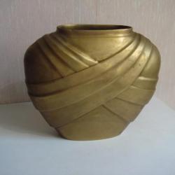 ancien vase en bronze année 20 hauteur 15,5 cm x 18 cm