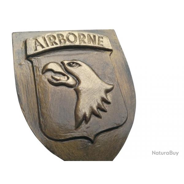 Blason Artisanal reprsentant l'emblme de la 101 Airborne  ( Finition bronze )