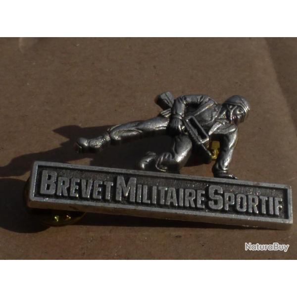 medaille BREVET MILITAIRE SPORTIF  original Armee Francaise  ARGENT  FAMAS