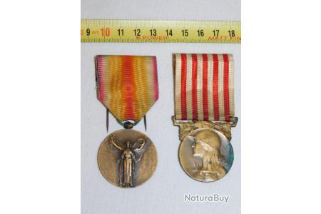 Lot de 2 rubans NEUFS pour médaille commémorative et interalliée 1914 1918. 