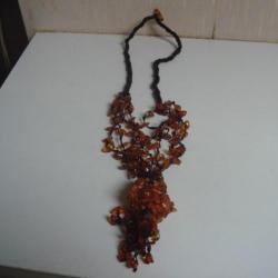 Collier ancien en ambre hauteur 34 cm