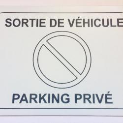 Panneau "SORTIE DE VÉHICULE PARKING PRIVÉ" format 20 x 30 cm signalétique