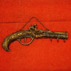 Range clefs - Support pour clés  forme Pistolet à silex Tête d'Aigle