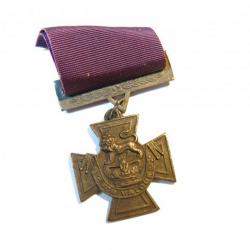 Médaille Anglaise VICTORIA CROSS