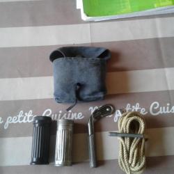 1.trousse de nettoyage pour fusil suisse  k11.et k31