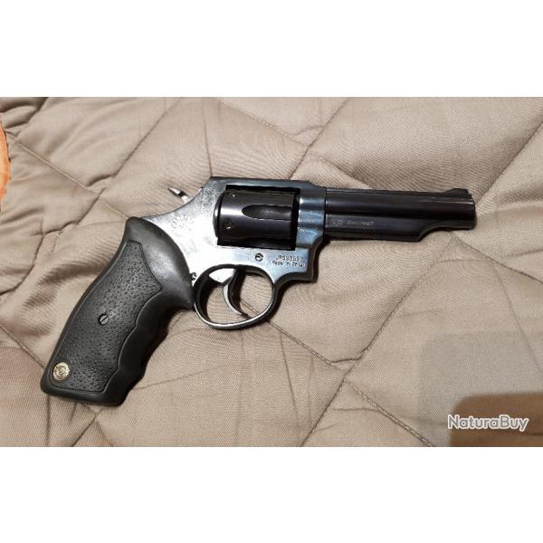 Revolver TAURUS 82S CALIBRE 38sp 4'' Bronz en trs bon tat