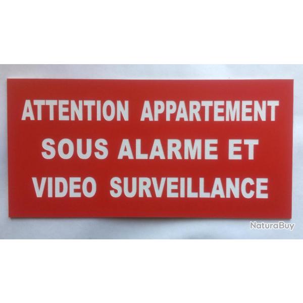Plaque adhsive "ATTENTION APPARTEMENT SOUS ALARME ET VIDEO SURVEILLANCE" format 48 x 100 mm rouge
