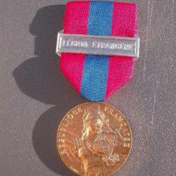Médaille de défense nationale bronze légion étrangère