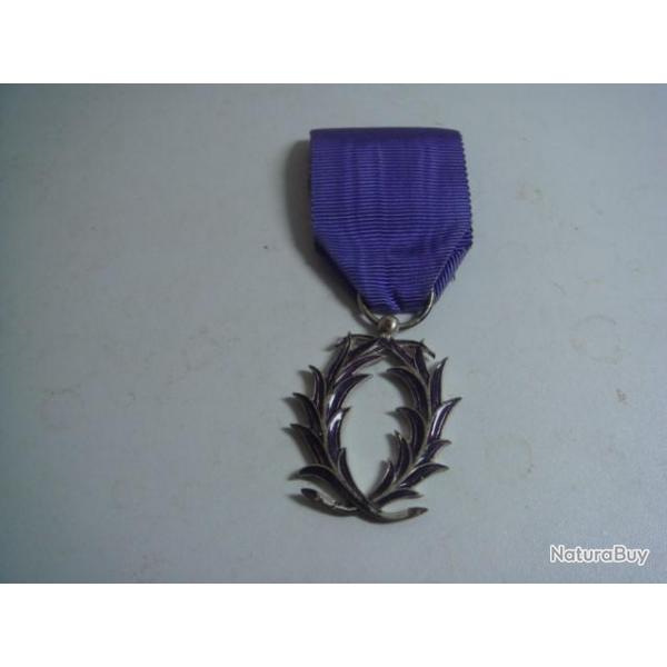 medaille rcompense laurier