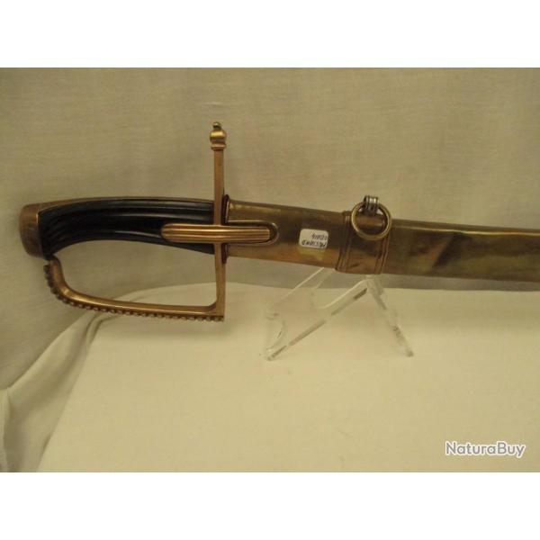sabre de hussard a garde perle fourreau laiton 99 cm poigne en corne noire
