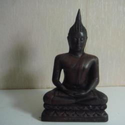 ancien bouddha en résine hauteur 17 cm
