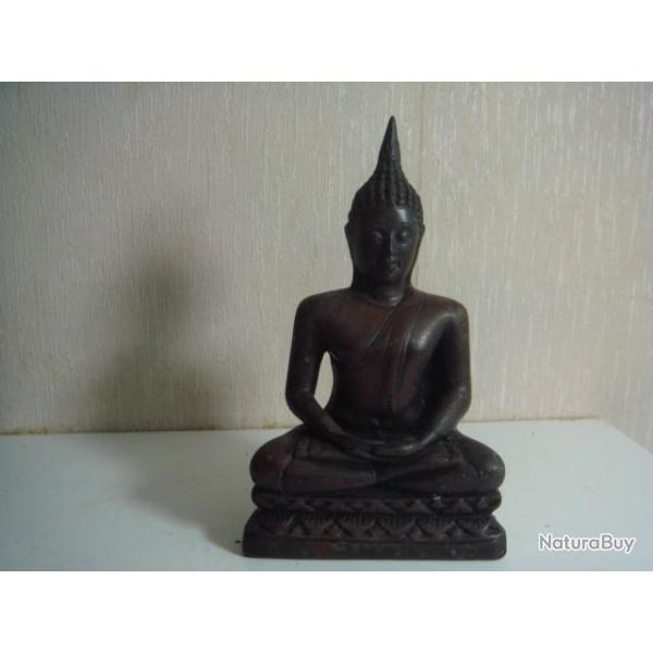 ancien bouddha en rsine hauteur 17 cm