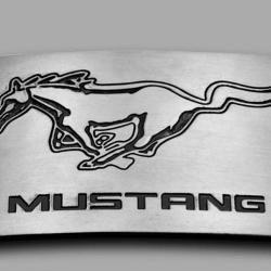 boucle  de ceinture en métal pour homme ou femmes  Mustang  - LIVRAISON GRATUITE   !!