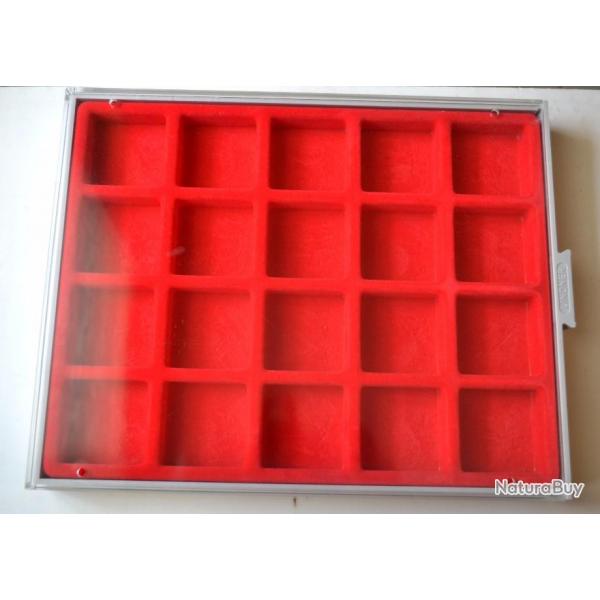 TIROIR POUR  COLLECTIONS MEDAILLES, INSIGNES OU AUTRES 20 CASES