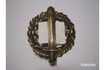 Insigne Royaliste fixation mode pin/'s