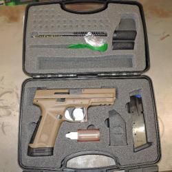 Pistolet LUGER MC9 FDE en 9x19mm occasion en tr&egrave;s bon &eacute;tat