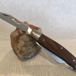Couteau de poche multi lames ( 3 lames )avec son manche en bois de palissandre.