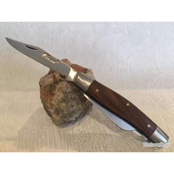Couteau de poche multi lames ( 3 lames )avec son manche en bois de palissandre.