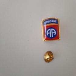 INSIGNE METAL DE LA 82 EME AIRBORNE