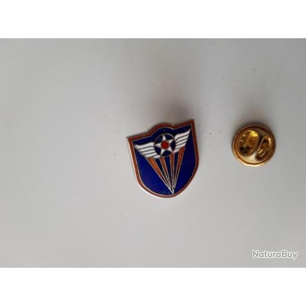 INSIGNE METAL DE LA 4 EME USAF