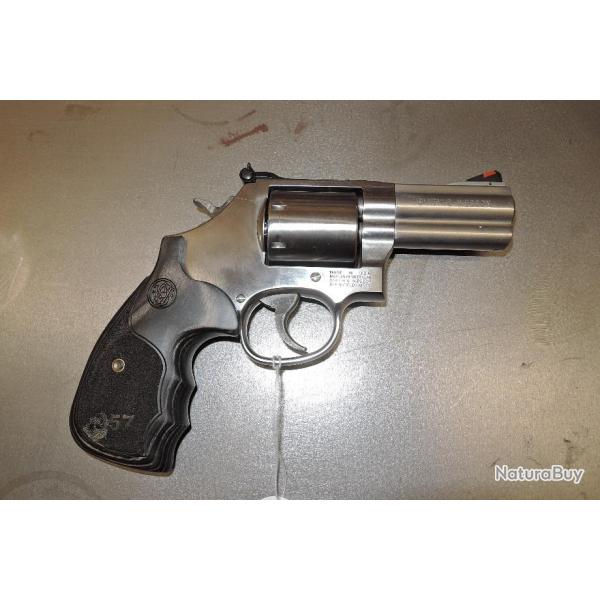 Revolver Smith & Wesson modle 686 Plus 3-5-7 Series 3" en 38/357 capacite 7 coups