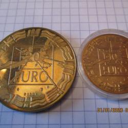 MEDAILLES DE 10 ET 20 EUROS