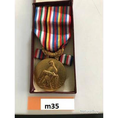 Médaille Ancienne - Société D'Encouragement Au Bien (France)