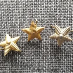Lot de trois insignes étoiles URSS