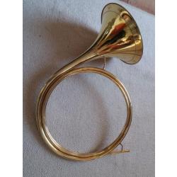 Trompe De Chasse à Restaurer - Laiton Doré - Bosselures Et Embouchure à Réparer