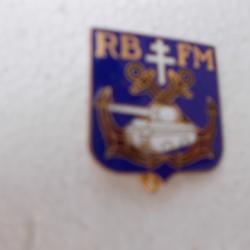 insigne  RBFM  original MARDINI ,obsolète ,bon état