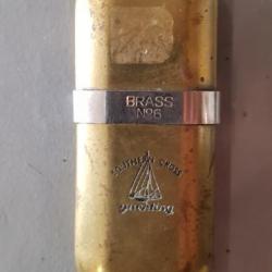 Ancien briquet laiton 20