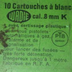 Boite ancienne avec 2 munitions percutés de 8mm K - pour collection
