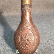 Poire à Poudre Militaire Française XIXème Siècle - Laiton Et Cuir - Authentique