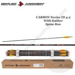 SKYLON ARCHERY Flèche Carbone Novice ID 4.2 empennée avec des plumes naturelles 800