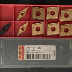 Boîte contenant 9 pastilles SANDVIK Coromant pour outil de tour à métaux CNMG 19 06 08 - 435 P 35