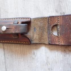 1964 Porte fourreau pour baionnette suisse Schmidt Rubin FASS 57 ou éventuellement K11, K31.