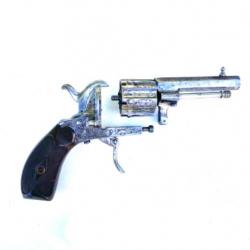 Joli revolver à broche calibre 7mm