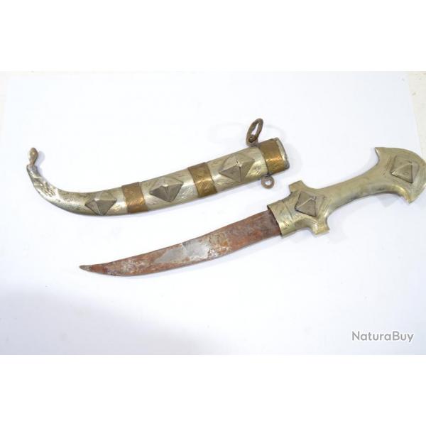 Couteau marocain / Afrique du nord. Maroc. Dague Afrique collection