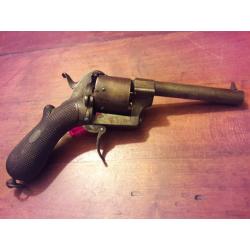 Bon revolver Lepage à broches 9mm.Invention Bt Lepage Paris.