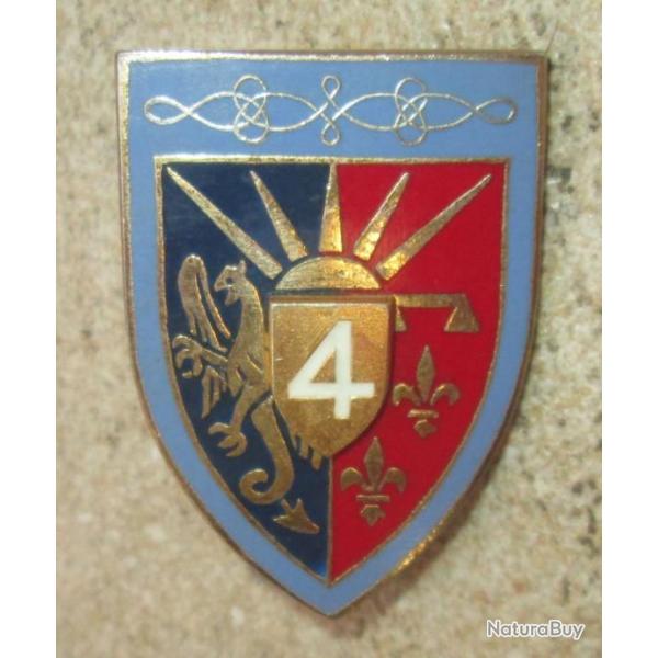 4 Rgiment de Hussards, rouge  droite, relief, 39 mm, pontet