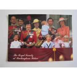 carte postale de la famille royale