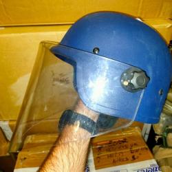 1 casque balistique 3a avec visiere / police anglaise Irlande / occasion