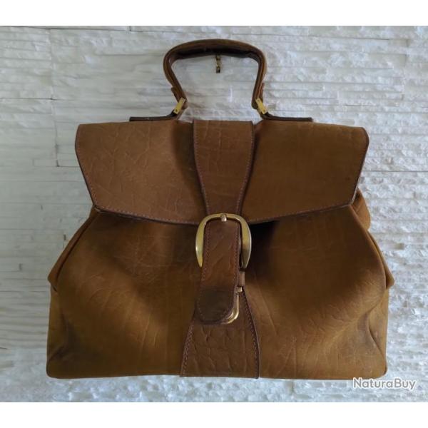 Sacoche en cuir pais  l'ancienne solide pour cartouches ou dcoration