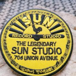 Sun Studio  ( 90 mm ) à coudre ou à coller au fer à repasser