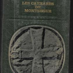 les cathares de Montségur de Fernand Niel