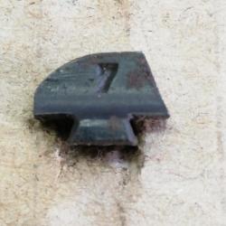 guidon walther P38 original WWII marqué "7" hauteur totale 7.69mm