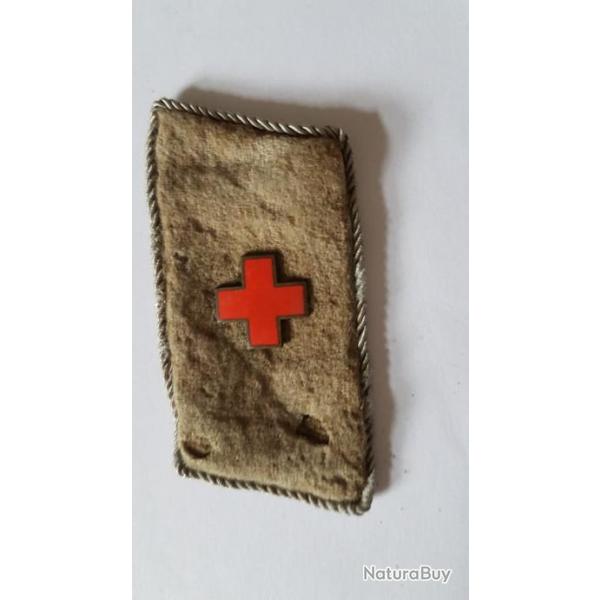 insigne Croix rouge  languette originale d'origine