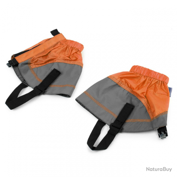 Une paire de gutres trs lgeres, gris/orange.